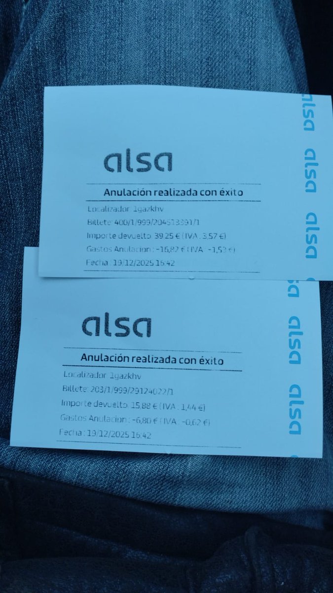 bassyazul's tweet photo. @Alsa_autobuses,cogí ese billete para mí hermano con tiempo suficiente,pagué 81'65€,mandáis un correo el día anterior,anulais los viajes de hoy y mañana que es cuando tenía que salir, descontáis del importe la anulación que vosotros hicisteis sin explicación,sin dar alternativa https://t.co/q8gGx6x645