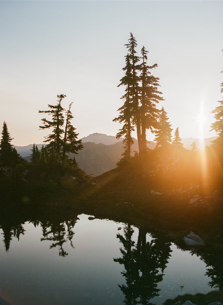Daybreak in the alpine country on medium format 🎞️