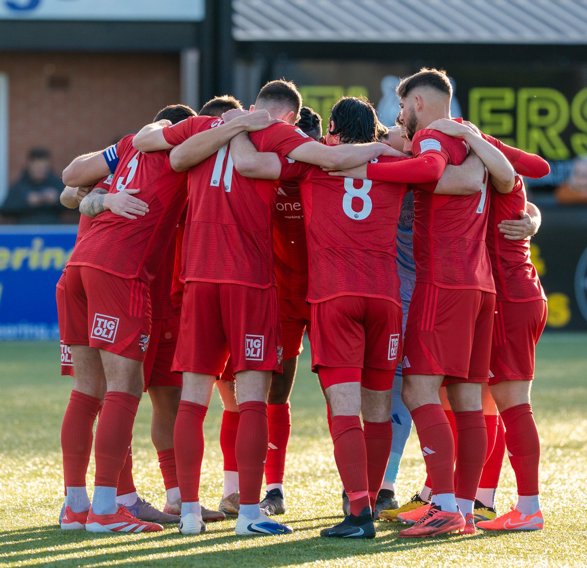 safc's tweet photo. 𝗣𝗹𝗮𝘆𝗲𝗿 𝗨𝗽𝗱𝗮𝘁𝗲𝘀

We caught up with the First Team management on Thursday evening as they prepare for the festive period and are able to provide the following player updates: https://t.co/u3gDmyWRiw https://t.co/jxE1KtzOf7