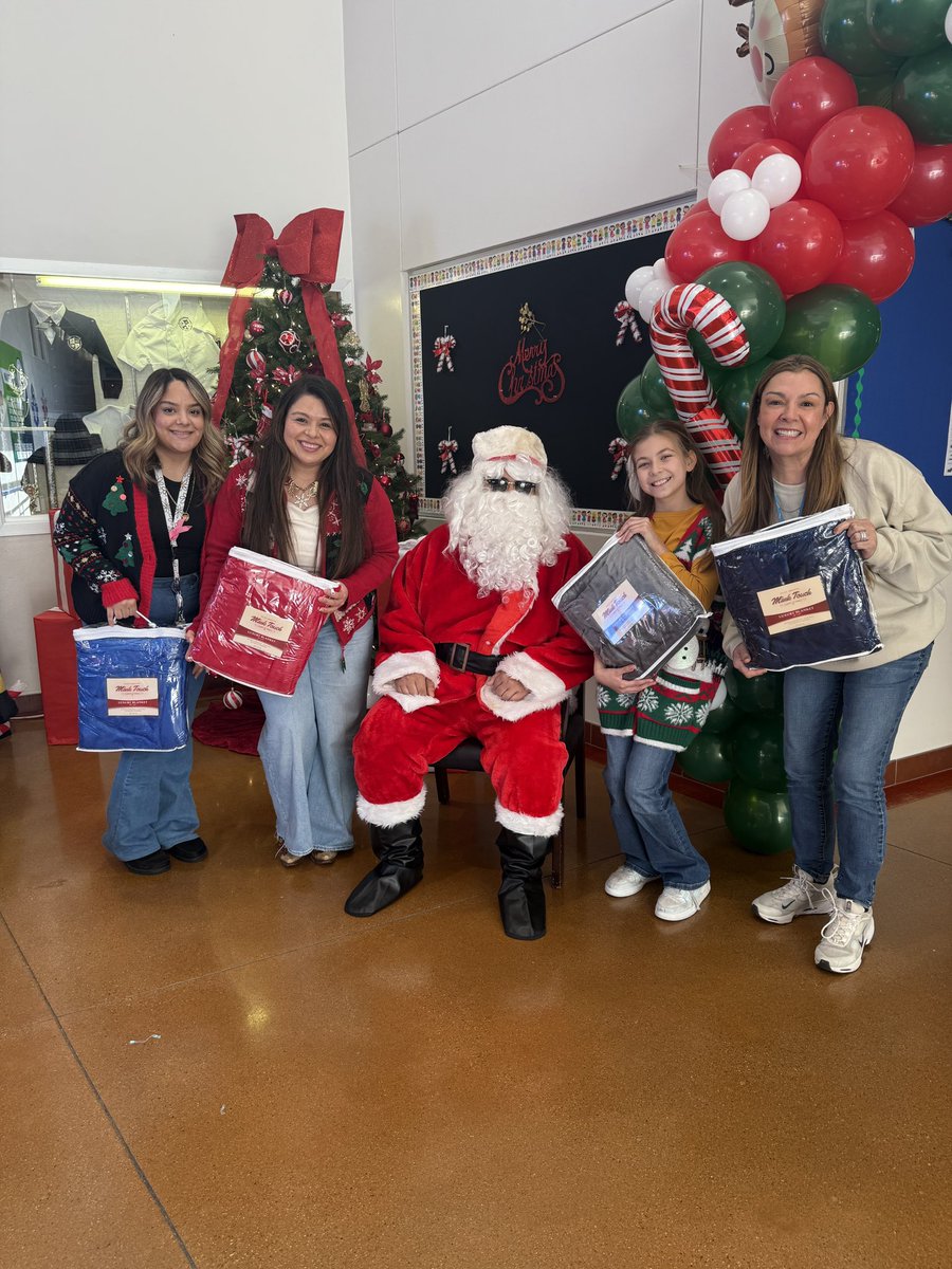 L. W. Kahn Elementary tweet media