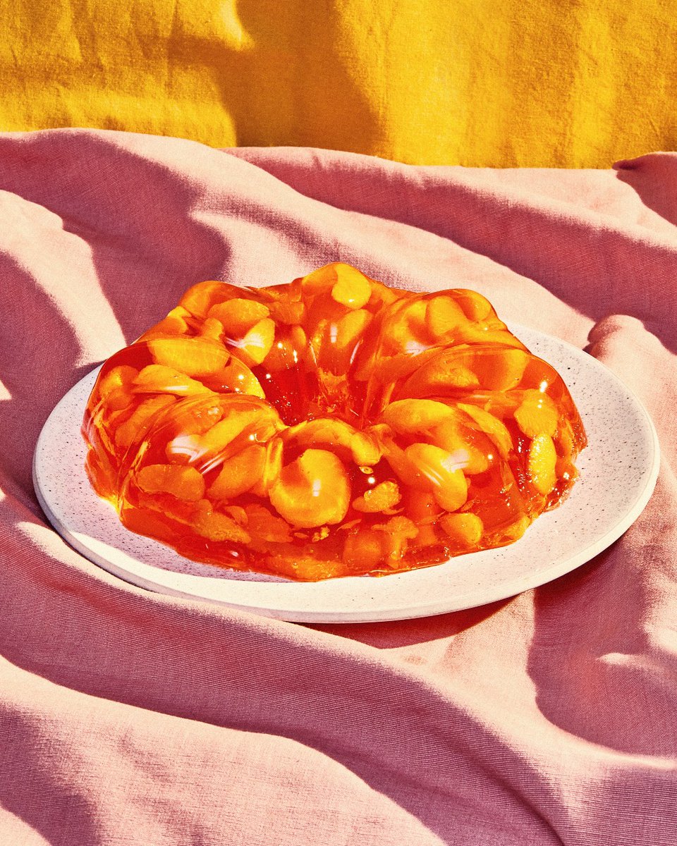 From an assortment of fruit to wine glasses, Cody Guilfoyle transforms simple objects into scenes fu