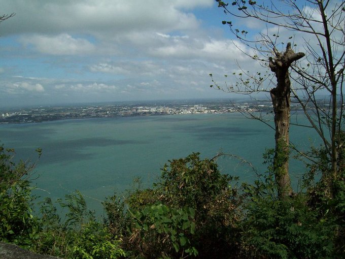 أبرز الأسباب التي تدفعك للسفر إلى مدينة إيلويلو في #الفلبين 