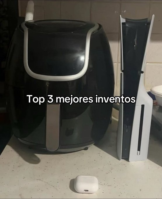 itsD3lay's tweet image. 