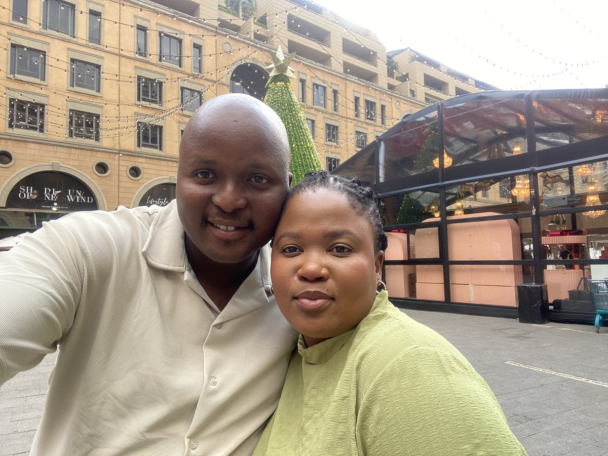 Mbatha_ml's tweet photo. Wishing you all a festive season filled with joy, love, and all your favorite traditions! 🎄

#2025
#festiveseason 
#holidays 
#familylove❤️ https://t.co/FQntP7BJOa