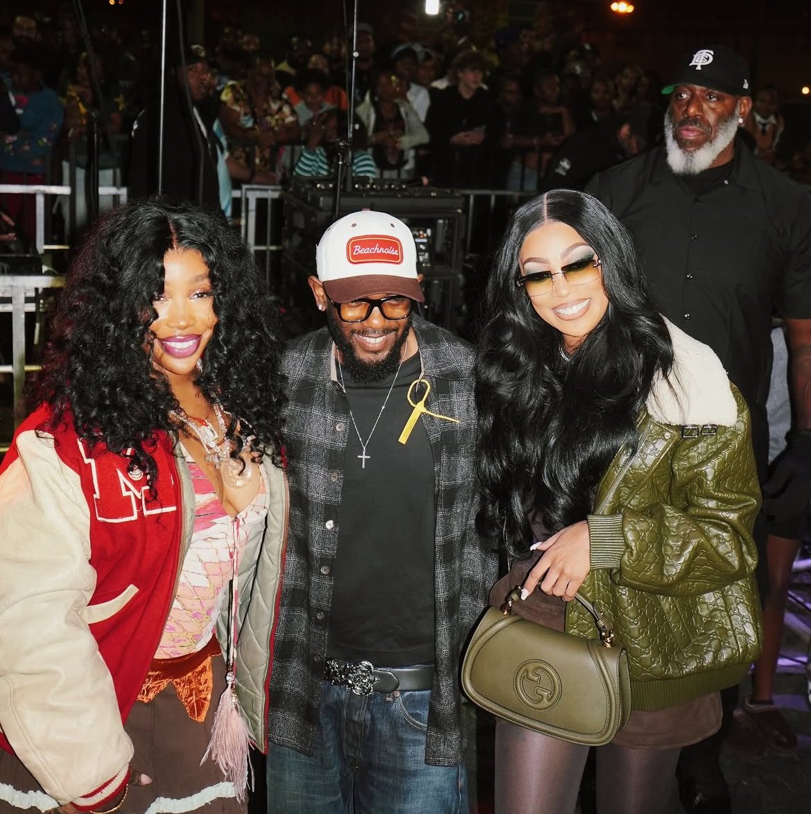 morgan__nn's tweet image. Sza, Kendrick and Monica at the TDE Christmas concert/ toy drive yesterday