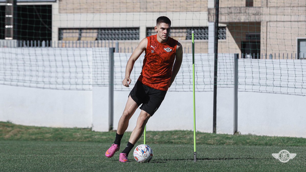 Club Libertad tweet media