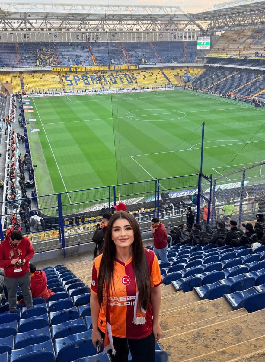 <a href="/merve_tokaz/">Merve tokaz</a> Senin o varoş kokunu alırımmm