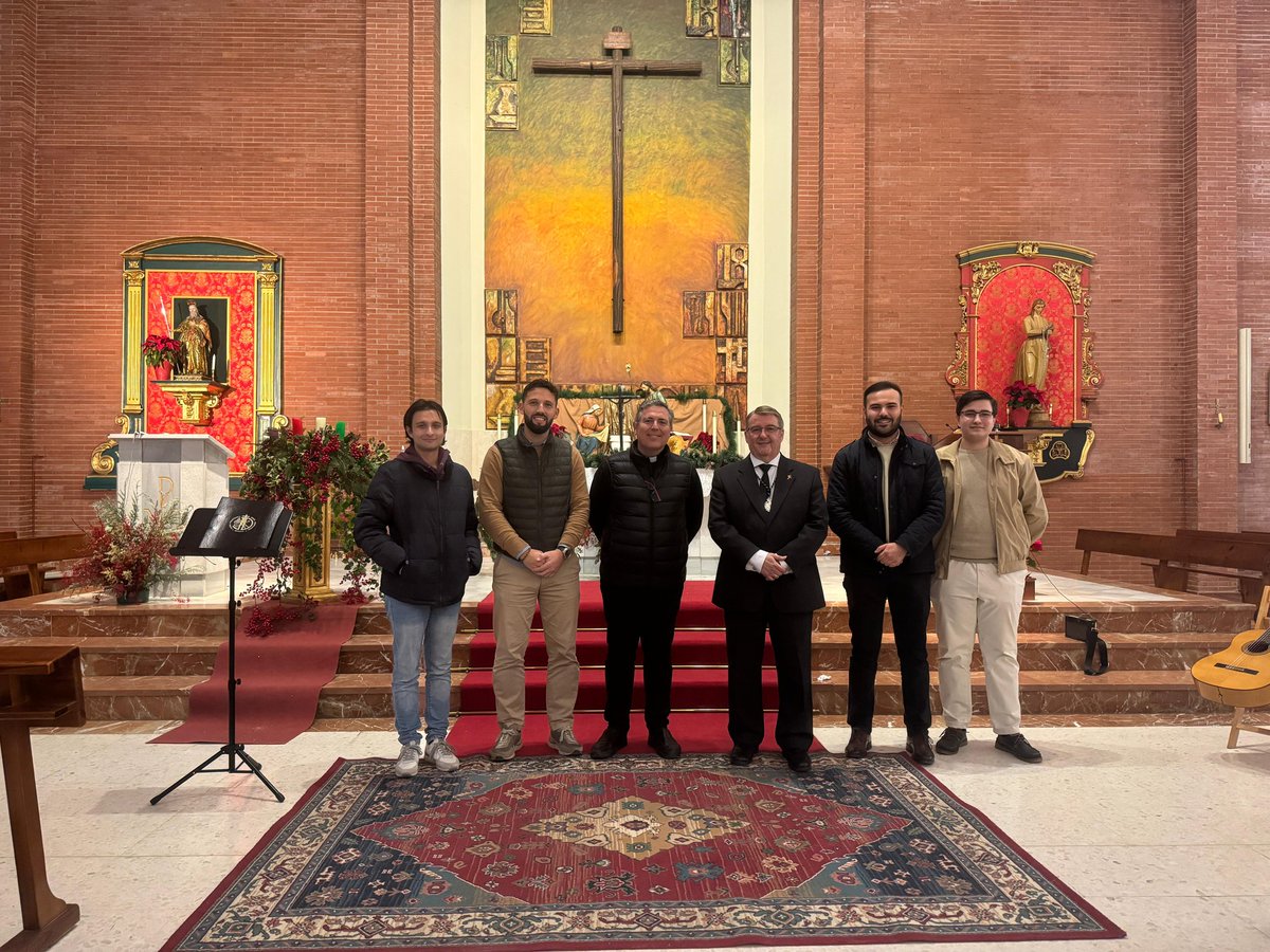 Esta semana se han llevado a cabo los conciertos navideños organizados por el <a href="/gfeltardon/">Grupo de Fieles del Santo Cristo de la Cruz</a> en nuestra parroquia

¡Gracias a todos!

📲 #SanJoaquínSVQ
