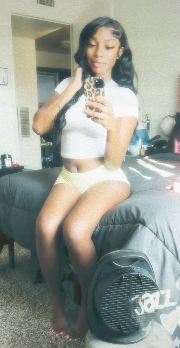 beyondprettytoe's tweet image. pretty pink toessss 🩷