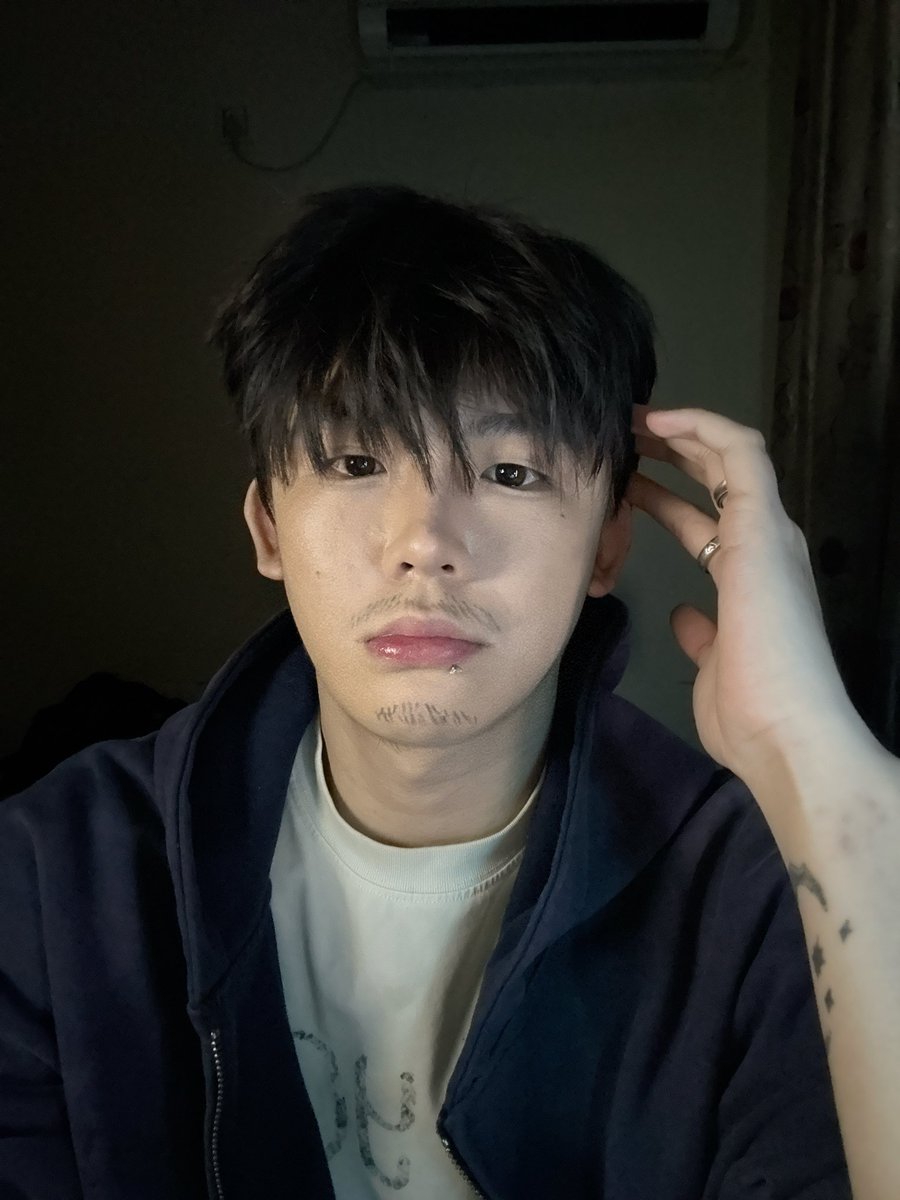 two (@zhanghao222000) / Posts / X