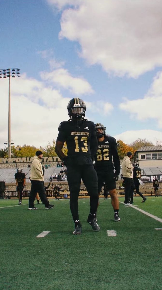 VictorChionuma1's tweet photo. After a great conversation w/@CoachBStone_ &amp; @CoachGHiggins I’m Blessed to Receive an offer from @esuhornetsfb https://t.co/P9q9AYABdM