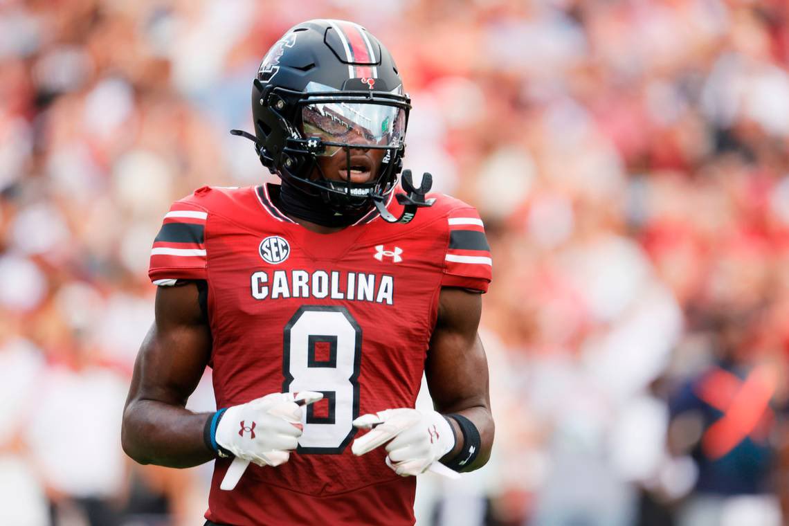 GeauxLSUH's tweet image. I’m just saying… New #LSU DL coach Sterling Lucas recruited both Dylan Steward and Nyck Harbor… Just imagine Dylan in Nyck @ #LSU. Imagine Nyck &amp;amp; Trey’Dez in the same offense👀🔥 #JustDifferent #GeauxTigers @Lane_Kiffin