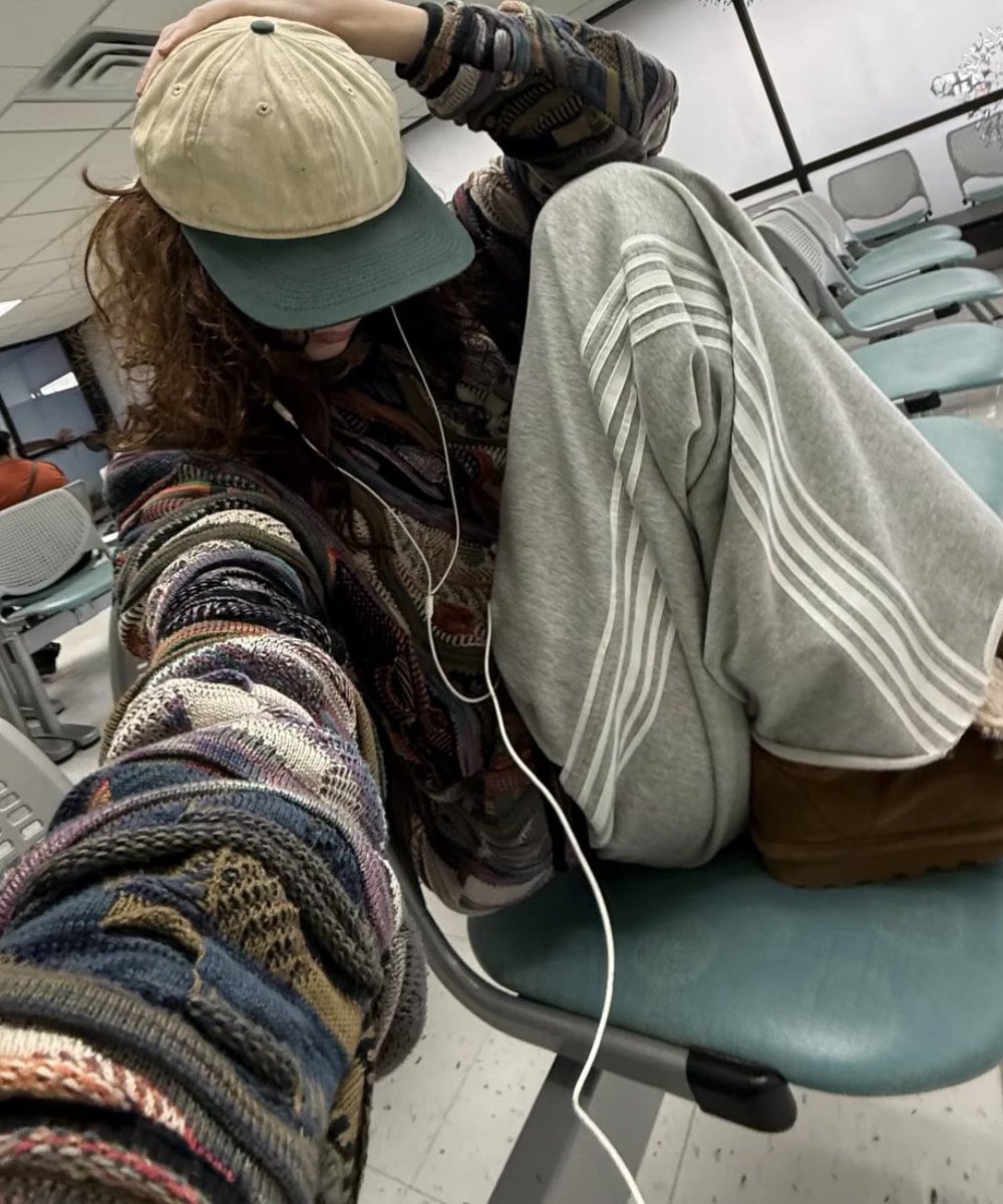 : 𝒮𝑒𝒾𝓇𝒶 : tweet media