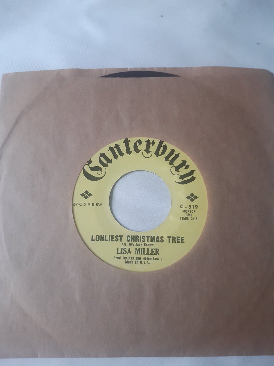 SQR45's tweet image. ADVENT RECORD no. 19
I know nothing whatsoever about this singer or the record, other that it's quite pleasant. I hope to have something more instructive tomorrow.