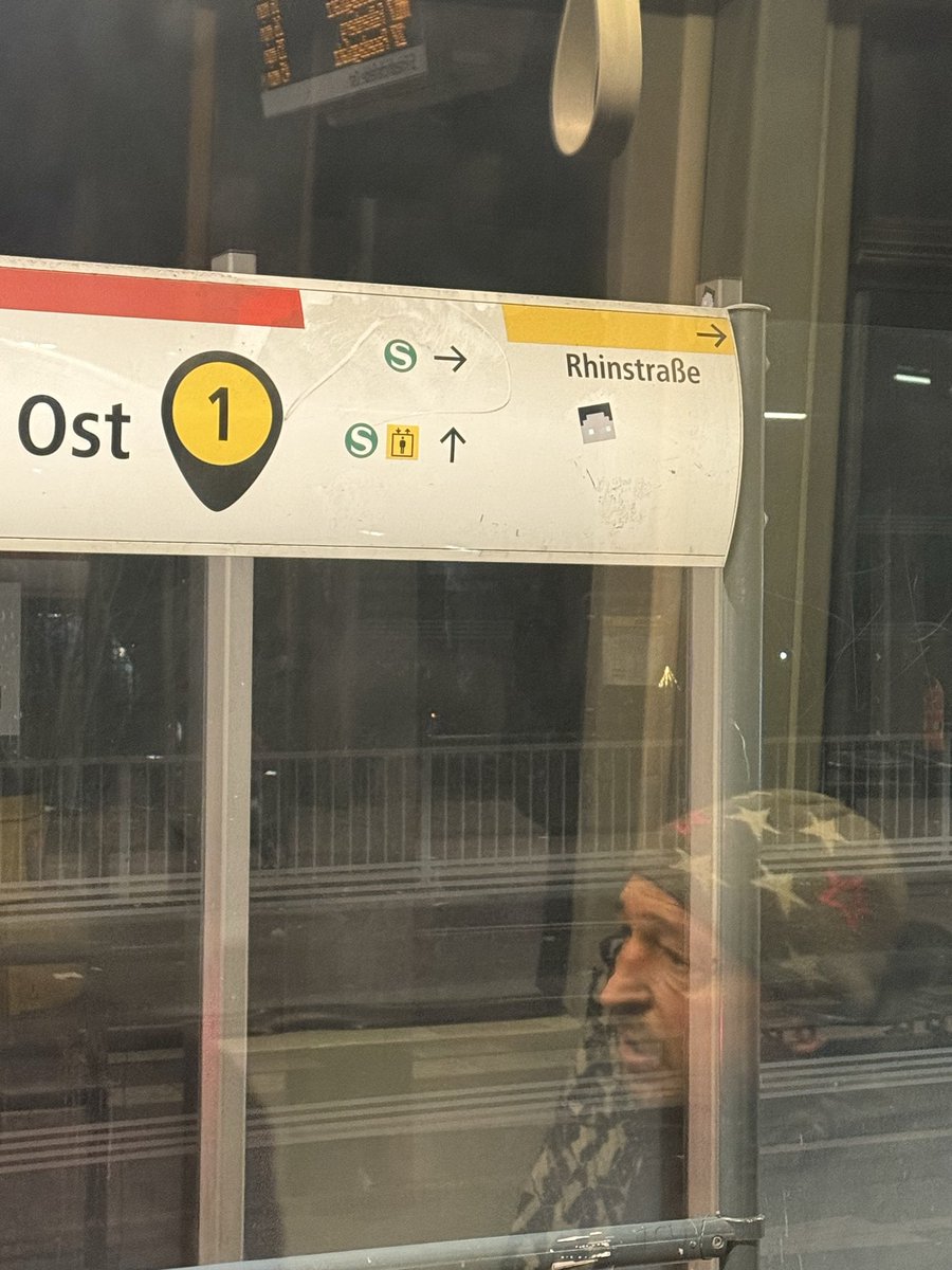 squixii💙🤍 ErnstSZN tweet media