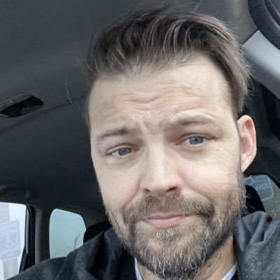 Captain Smirk tweet media