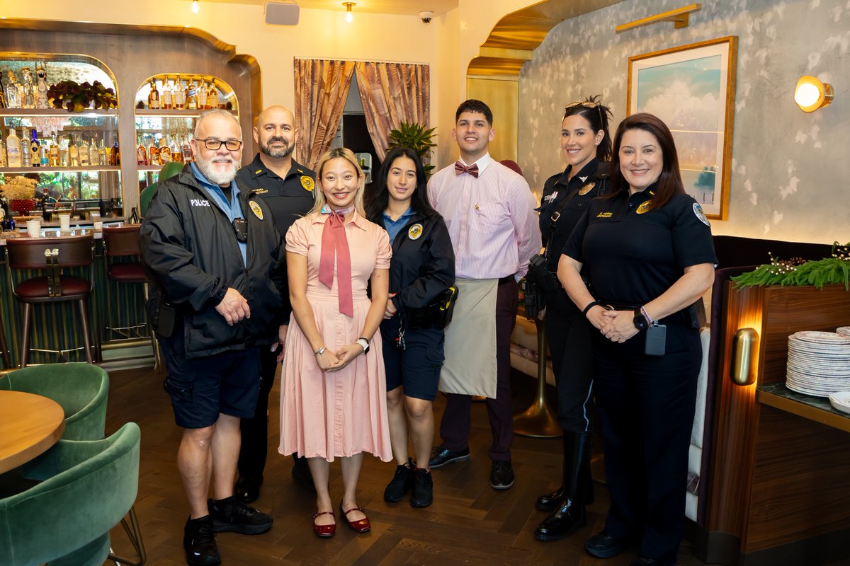 SIBPD's tweet image. Thank you to everyone who started their morning with us this past Wednesday at Rose Cafe for Coffee with a Cop! ☕️ We truly enjoyed the opportunity to connect, chat, and build relationships with our residents.
A special thanks to Rose Cafe for graciously hosting us in their space