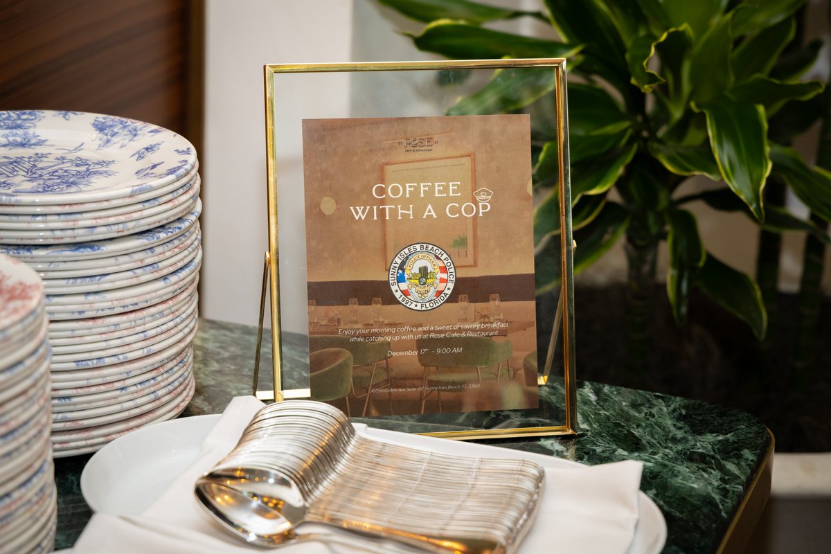 SIBPD's tweet image. Thank you to everyone who started their morning with us this past Wednesday at Rose Cafe for Coffee with a Cop! ☕️ We truly enjoyed the opportunity to connect, chat, and build relationships with our residents.
A special thanks to Rose Cafe for graciously hosting us in their space