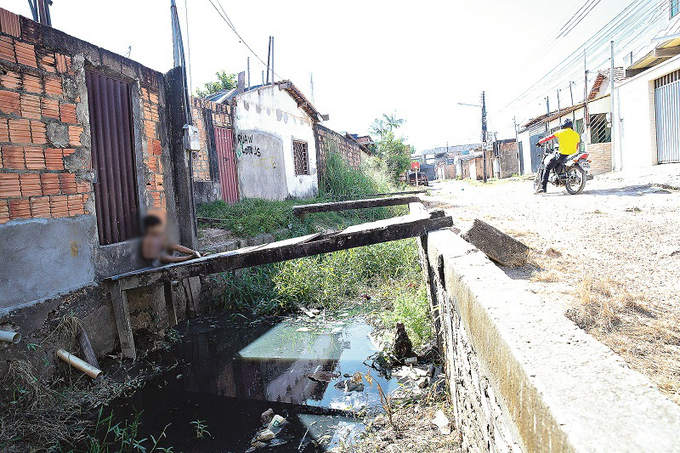 Marabá na lista das 10 piores do Brasil em saneamento E vão pagar R$ 1 milhão de reais para ver o show desse cara... Imagine esse R$ 1 milhão no saneamento básico da cidade... Lamentável....Roma no século1 já fazia isso "pão e circo"