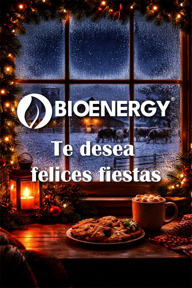 Bioenergy09's tweet photo. 🎄✨ Esta Navidad, desde el campo hasta tu hogar ✨🎄
Que estas fiestas estén llenas de paz, esperanza y nuevos comienzos.
Desde -Poner empresa como IGBiogas o grupo IG etc- , agradecemos a quienes todos los días trabajan por un mundo más fuerte, responsable y sustentable.
Que el próximo año nos siga encontrando transformando retos en oportunidades.
🌱⚡💧
¡Feliz Navidad!