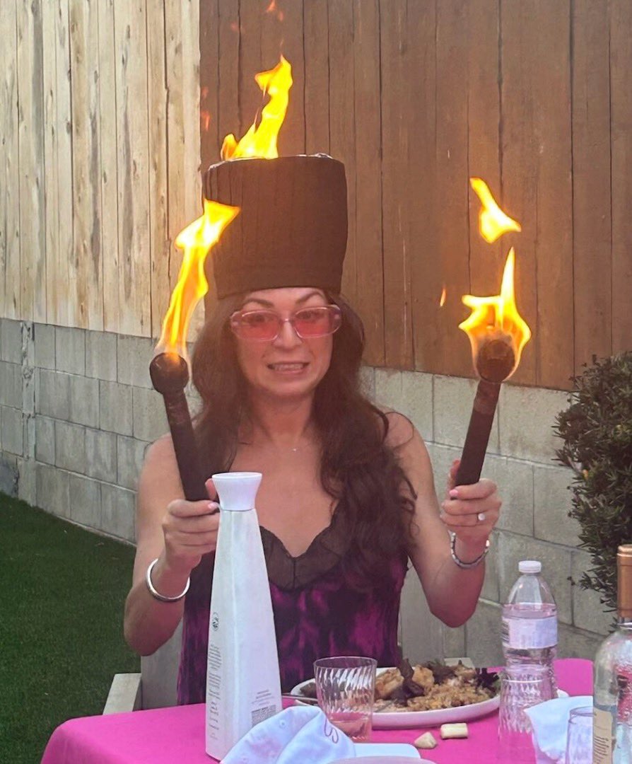 Gina Perrelli tweet media