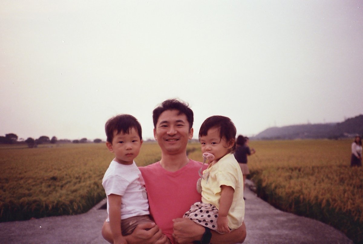 diamonback76's tweet photo. 中華民國114.12.20 🇹🇼 #travel 
底片 |  外埔
傍晚忘憂谷散散步。
_________________________
C35 ,Kodak 250D https://t.co/X87UMtvcJl