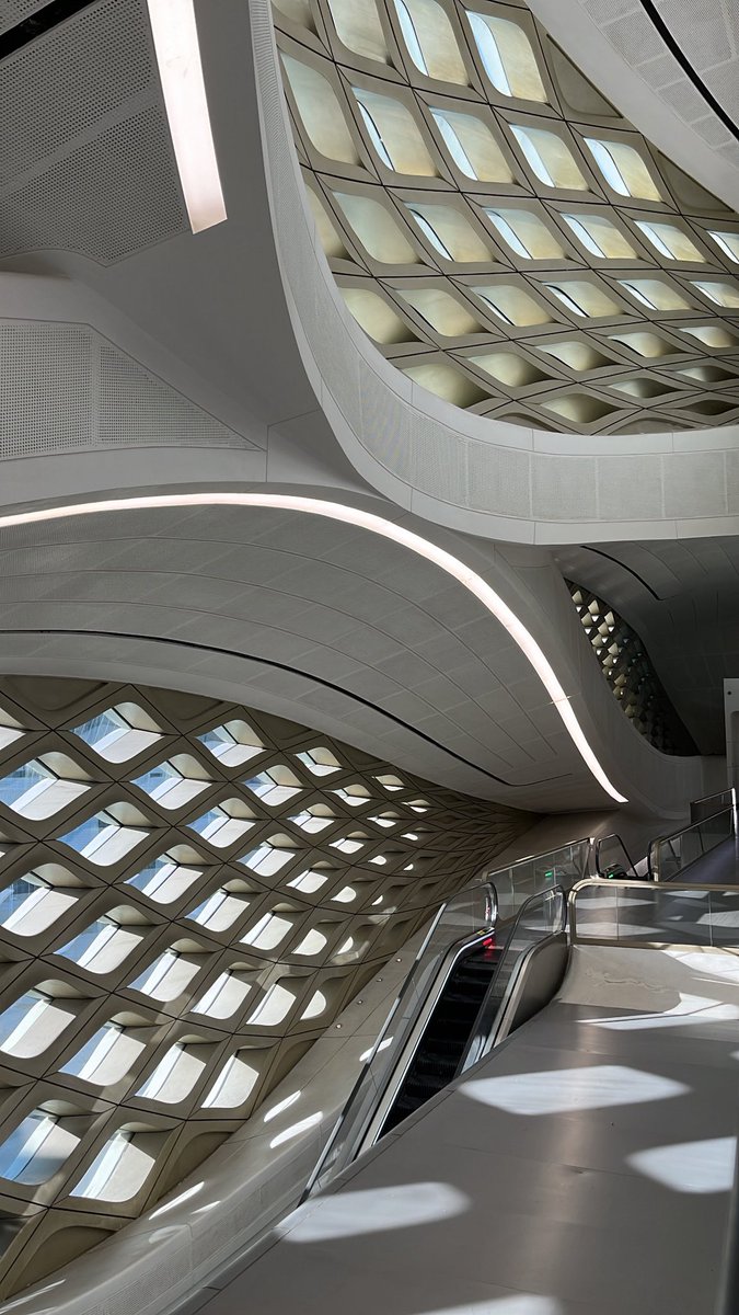 Second day in a row 🙇‍♂️📚