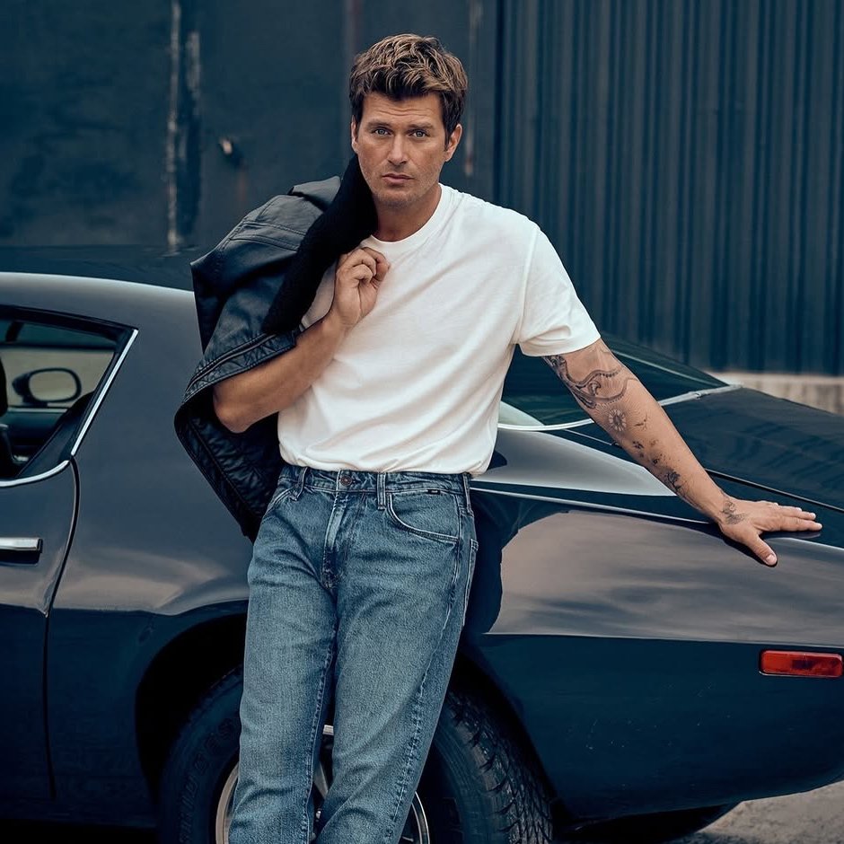 populicc's tweet image. Kıvanç Tatlıtuğ, Disney Plus'ta yayınlanacak Dönence dizisi ile anlaştı. (Birsen Altuntaş)