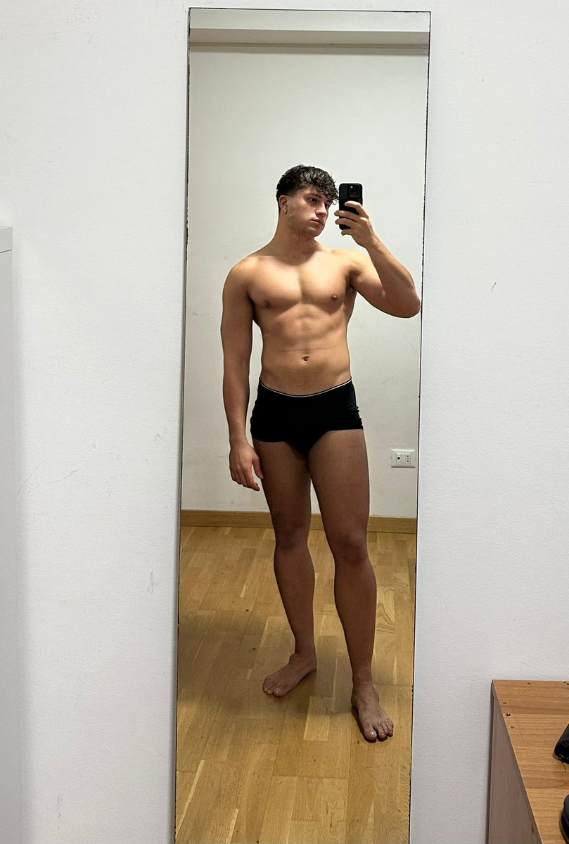 mtt_dem's tweet image. Jan // Dec