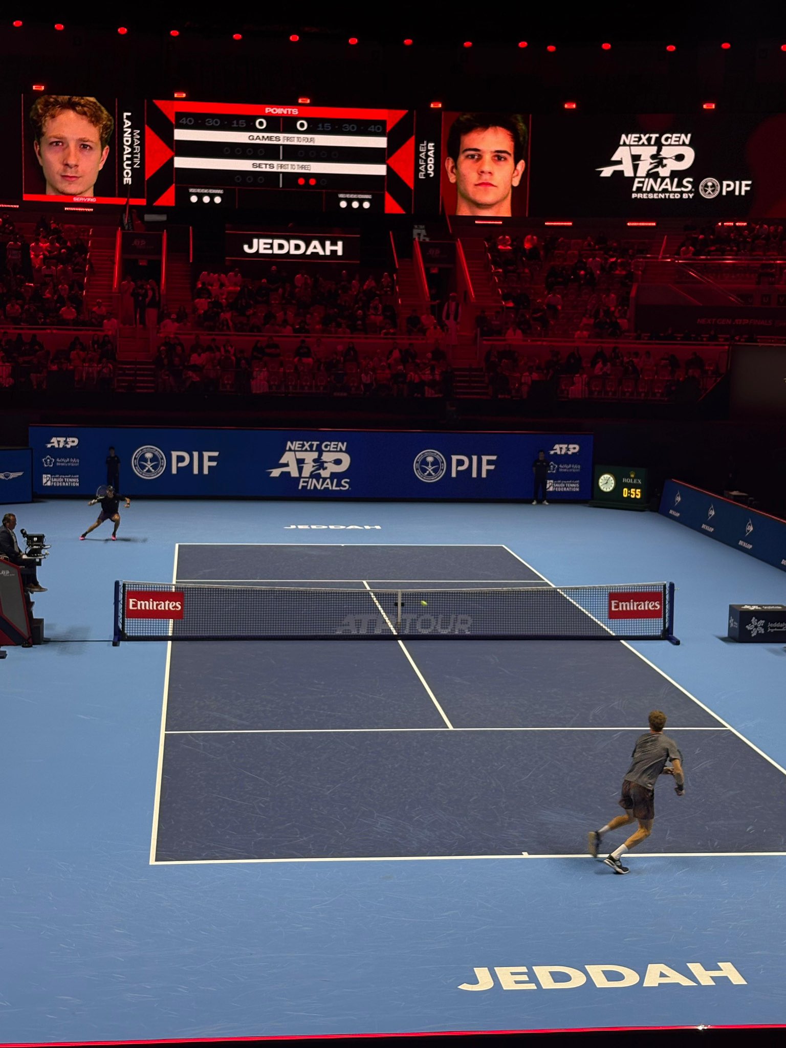 يتقدم الإسباني رافائيل خودار على مواطنه مارتين لاندالوثي بمجموعتان دون رد حتى اللحظة. #نهائيات_الجيل_القادم 