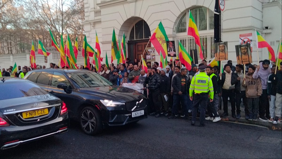 London Fano tweet media