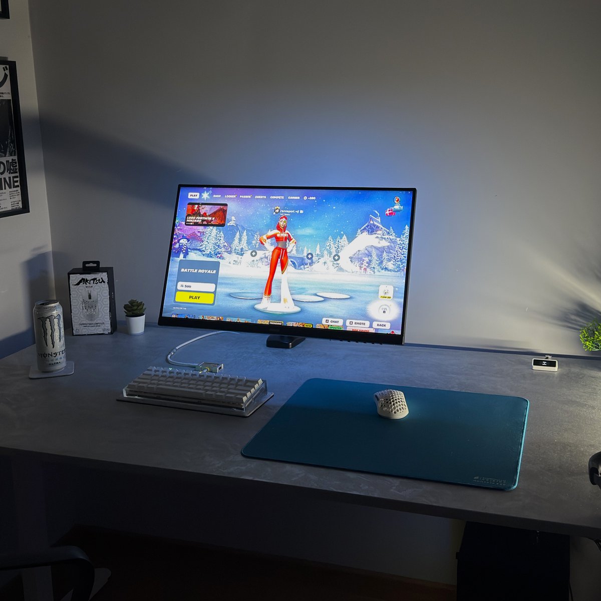 sk4vi's tweet image. game night #desksetup