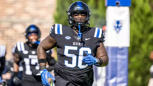 TransferPortal's tweet photo. Duke defensive tackle Terry Simmons is entering the transfer portal, his rep @zachoban tells @PeteNakos. 

The 6-foot-2, 305-pound DL will have three years of eligibility remaining. 

https://t.co/kSYG7dZ8sR https://t.co/chKMP64dsX