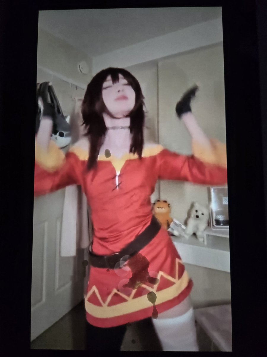 Destroyanator31's tweet photo. Lurki14 cum tribute. I need to cover this evil bitch in cum. Will def do again with a bigger load 😃 #nsfwtwt #cum #cumtribute https://t.co/0AnwMQyaGC