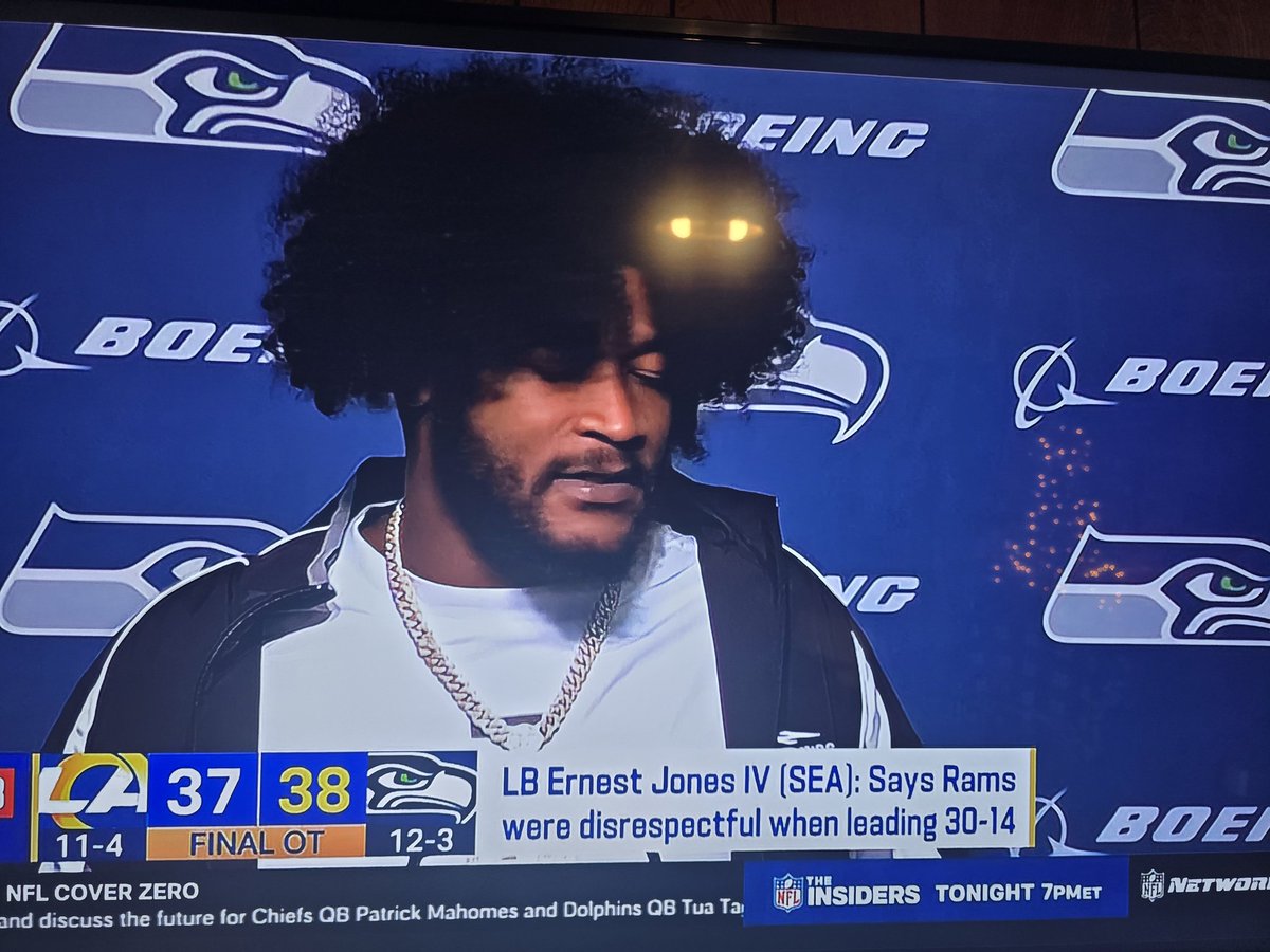 SamFourTwenty's tweet image. What a bitch. 😂 Don't care what team he's on. You're in the NFL, pussy. Get over it. Guess what Ernest? Fans are disrespectful as well. You get paid a ton of money to deal with it. The refs bailed your ass out last night and you know it.