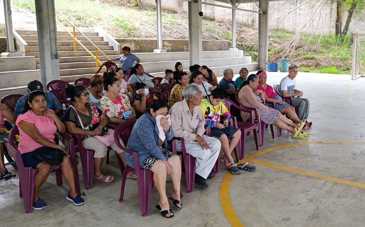 ChrisGuevaraG's tweet photo. Jornada médica gratuita 👨‍⚕️🥼👩‍⚕️🩺

El trabajo habla X uno. 🇸🇻

📍Complejo José Napoleón Duarte col. Tikal, Apopa, San Salvador Oeste. https://t.co/THzdWBkIF4