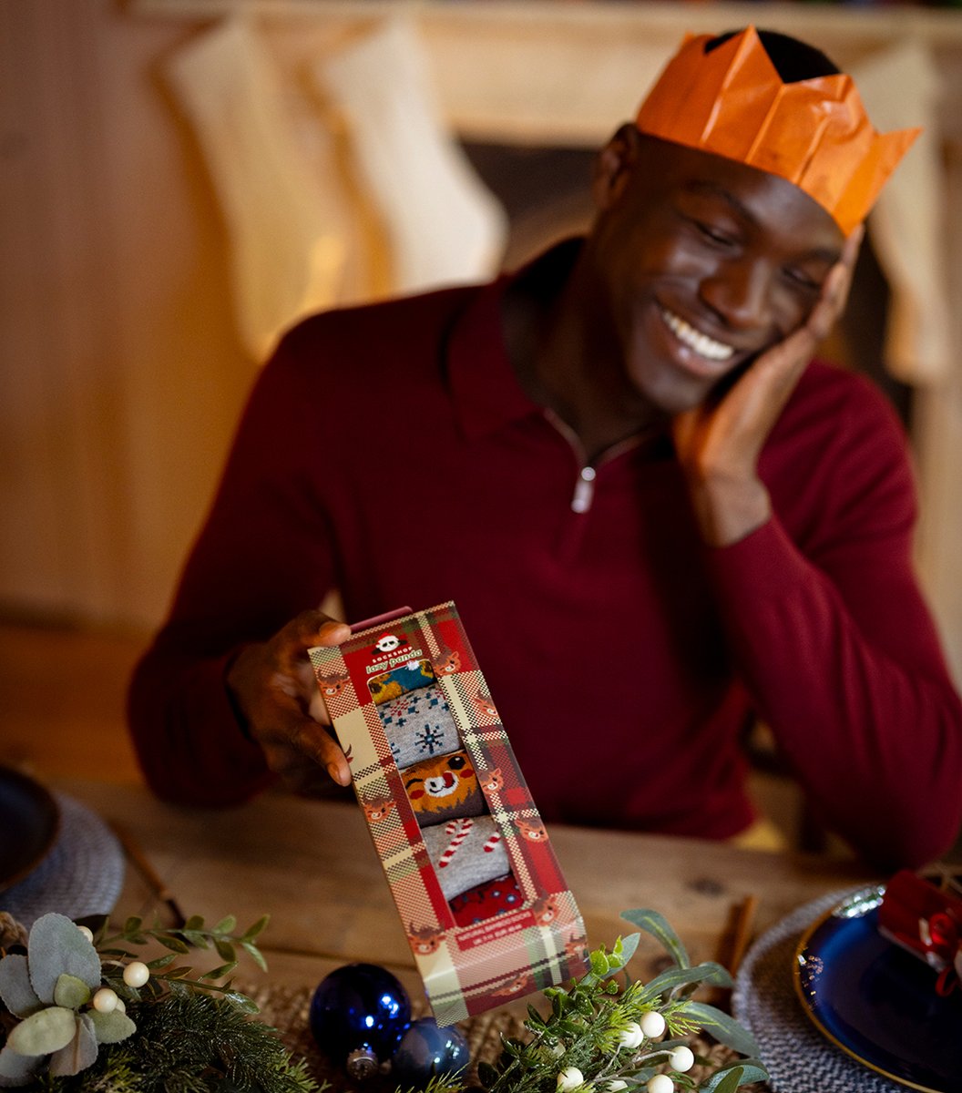 Our selection of beautifully boxed sock gift sets makes gift-giving a breeze 🎁

sockshop.co.uk/featured/gifts…

#gifts #socks #giftideas #sockshop #feelgoodfromthefeetup