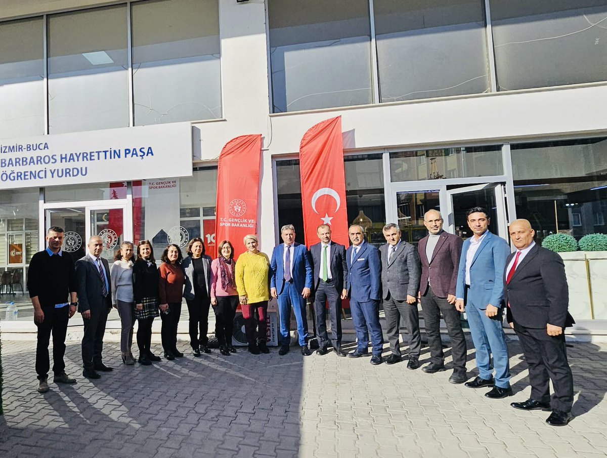 MuratEskici38's tweet photo. Buca Barbaros Hayrettin Paşa Yurdu 🏫
Yurt Müdürlerimizle verimli bir değerlendirme toplantısı gerçekleştirdik.
Ortak hedef, güçlü bir gelecek! 🤝✨ https://t.co/KGz3E7IExa