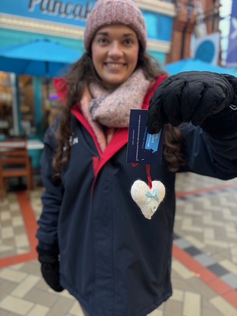 lightprojectpb's tweet image. Our Street Chaplains were out in the city centre again this morning to give out Christmas Hearts - even Santa and Paddington Bear received a heart!

There were many smiles on recipient's faces with one woman saying "That's really brightened up my day, thank you!" 😃💛
