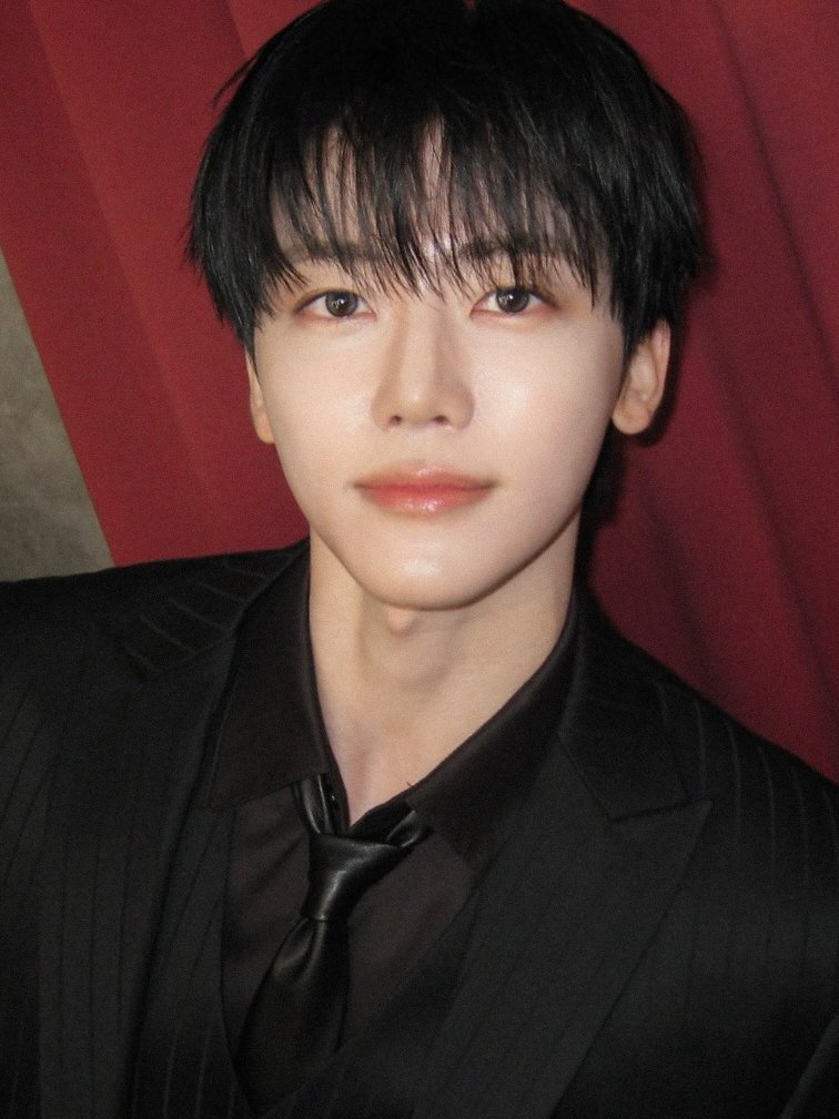the813Degrees's tweet photo. หล่ออะ ฮือ 😭😭😭😭😭 https://t.co/4IgiX1wc1a