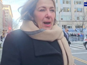 RGBAtlantica's tweet photo. @sherlockeditor #RecallSmith a traitor to Canada she went running to the US inauguration of a convicted felon. @LukaszukAB @albertaNDP @NDP @nenshi if all of you get together as one force -you can get rid of her. https://t.co/ZeGYKHofjV