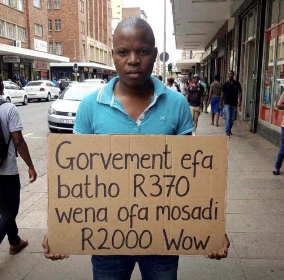 sibekoziyanda's tweet image. Brave of you gents 😅😅😂😂