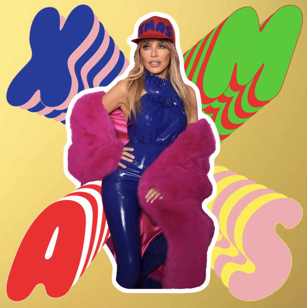 DOPreston's tweet photo. 22 years since her last number 1 single in the U.K. and she has done it again!! 

Kylie Minogue is no.1 in the U.K. with her first Christmas no.1 🎅🎄
#KylieXmas https://t.co/88vBSr8qvb