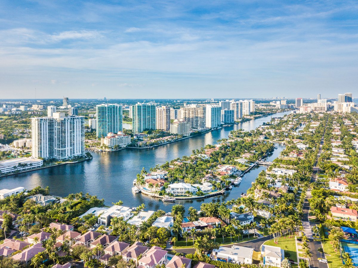ManageRealty's tweet photo. The Ultimate Guide to Commercial Property Management in Miami

Commercial property management in Miami is a dynamic field that requires a blend of proactive oversight, local market knowledge, and efficient operations. Whether you own a retail space, office building, or industrial property, effective management ensures the long-term success of your....https://t.co/Pw3hdje3u7

#allrealtymanagement #commercialpropertymanagement #miamipropertymanagement