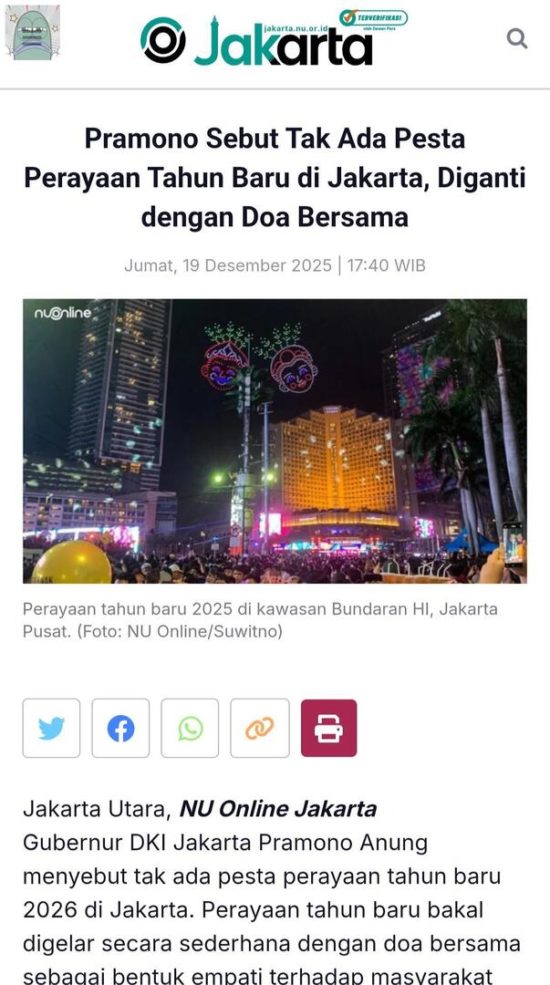💚 Nice move, Jakarta. 
Memang seharusnya akhir tahun ini tidak boleh nyelenggarain tahun baru, lebih baik kita banyak berdoa dan merenung atas musibah yg terjadi selama ini di tahun ini terutama musibah Aceh dan Sumatra. 
Yuk daerah lain bisa niru juga yuk.