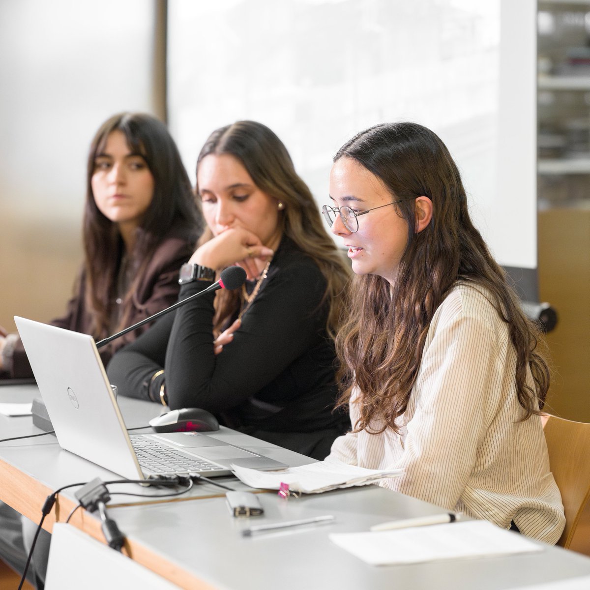 Notición!! O luns 15 de decembro, ás 19:00 horas, na Delegación da Coruña @coagcoruna do COAG <a href="/arquitectosCOAG/">Colexio de Arquitectos de Galicia</a> tivo lugar o  encontro-coloquio: PATRIMONIO MODERNO EN GALICIA. CONVERSAS que versou sobre o valor do legado da modernidade! <a href="/etsac_udc/">ETSAC</a> @cscae <a href="/BibETSA/">BETSA</a> @DOCOMOMOIberico