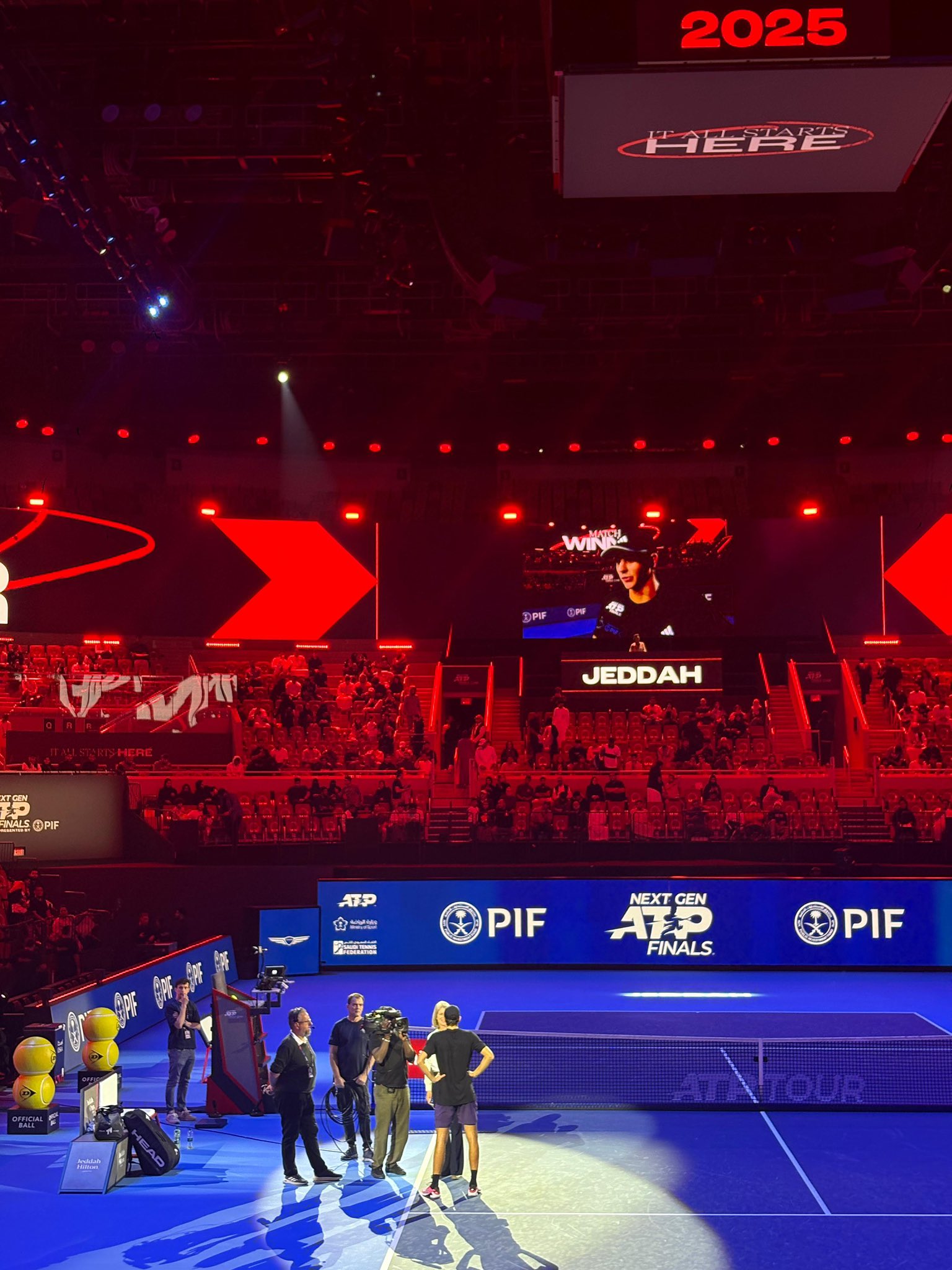 ينتصر الإسباني رافائيل خودار على مواطنه مارتين لاندالوثي بثلاث مجموعات دون رد وبذلك يقترب من الدور نصف النهائي #نهائيات_الجيل_القادم 