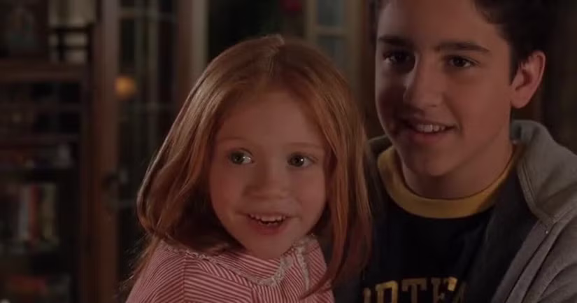 Christmas Movies! tweet media