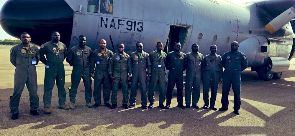 Nigerian Pilots and Crew Released in Burkina Faso, Head to Portugal

Nigeria’s Minister of Foreign Affairs, Ambassador Yusuf Tuggar, has announced the release and departure of the pilots and crew of the Nigerian Air Force C-130 Hercules aircraft (NAF 913) that had been detained