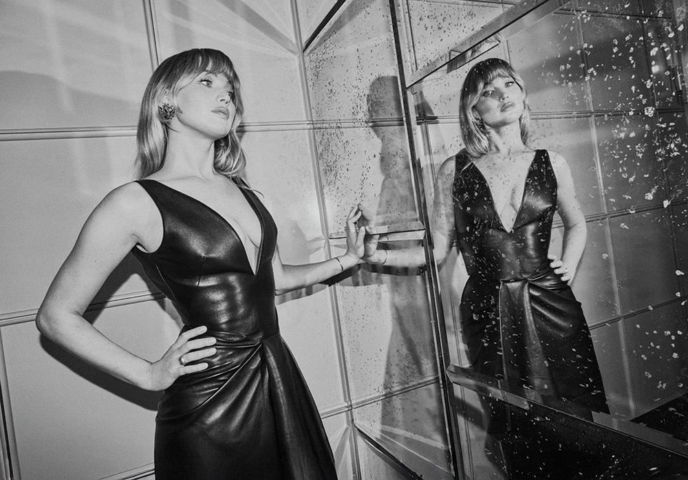 lawrencedaily's tweet image. Jennifer Lawrence photographed by Beau Grealy for The Hollywood Reporter’s Actress Roundtable.